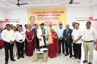 डॉ. राममनोहर लोहिया अवध विश्वविद्यालय के नवीन परिसर (वशिष्ठ परिसर) में प्रदेश की राज्यपाल एवं कुलाधिपति श्रीमती आनंदीबेन पटेल द्वारा मल्टीपरपज कंपलेक्स (तुलसी भवन) एवं इंस्टीट्यूट आफ फार्मेसी (धन्वंतरी भवन) का लोकार्पण किया गया