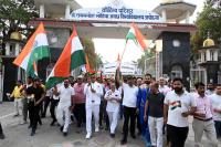 माननीय कुलपति जी के नेतृत्व में अवध विश्वविद्यालय ने ऑपरेशन  सिन्दूर के सम्मान में निकली  गई तिरंगा यात्रा